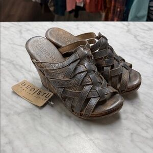 Bed Stu NWT Distressed Gina Sandal Size 8 Nectar Lux Tan Wooden Wedge Bohemian